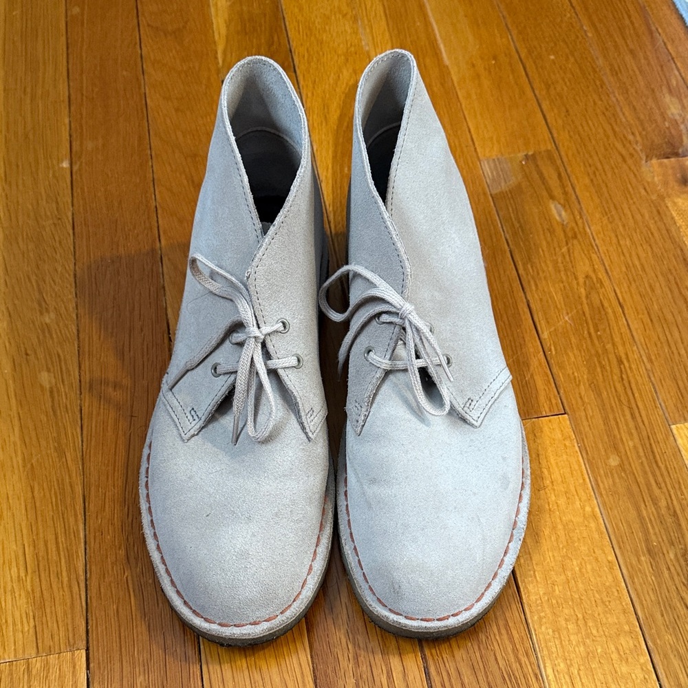 Men's Light Tan Clarks Suede Chukka Boots